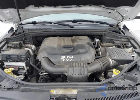 2013 Jeep Grand Cherokee Laredo z USA, uszkodzony, nr VIN 1C4RJFAG1DC599384